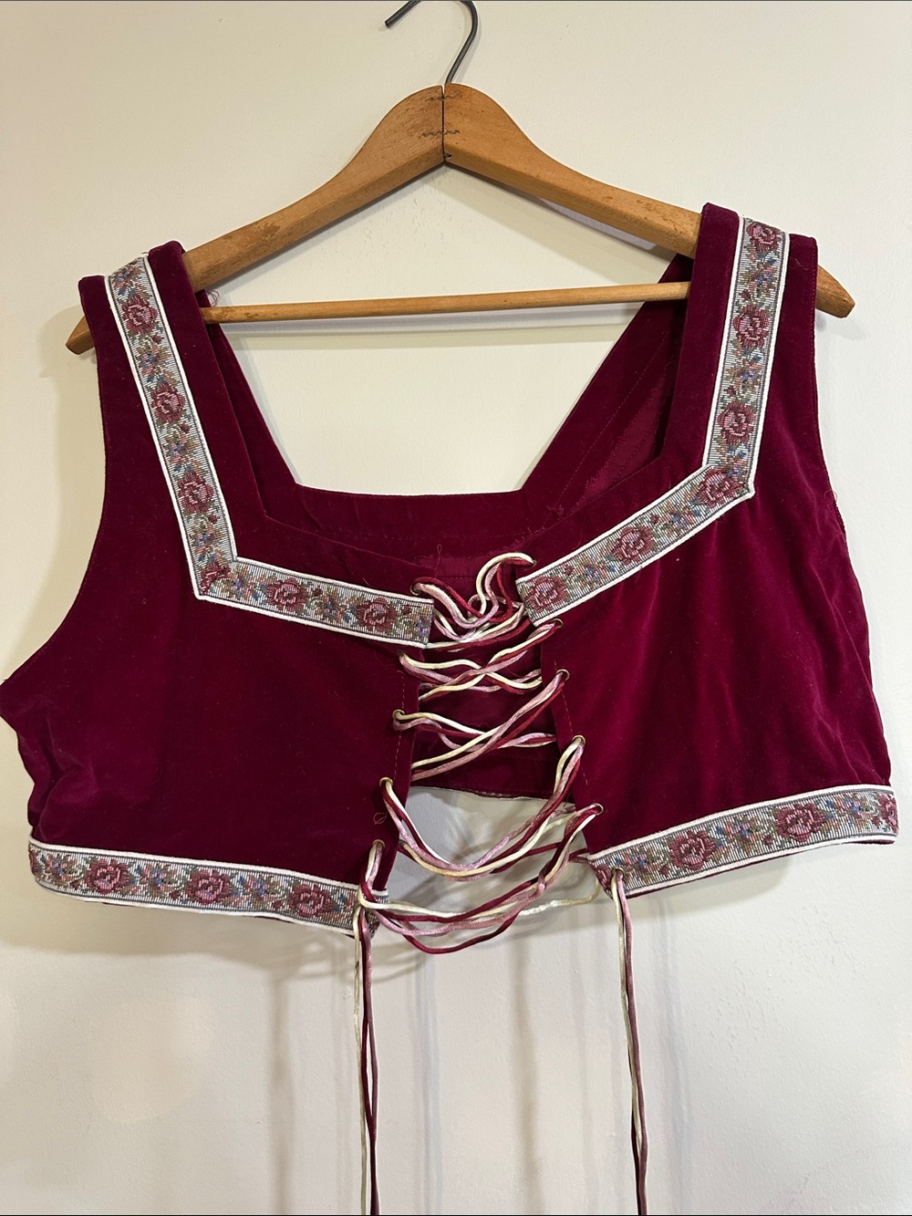 Renaissance cosplay cropped corset Women's Burgundy Lace-Up Velvet costume